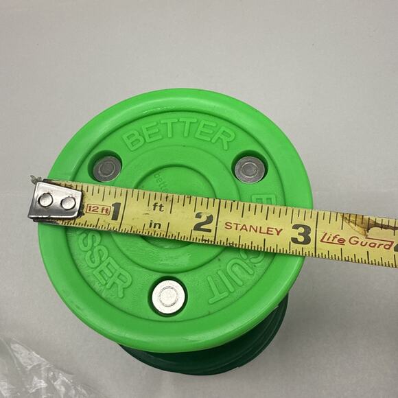 Better Biscuit Hockey Pucks 4 Pack - 2 Passer & 2 Sniper, Green/Dark Green *READ - Picture 9 of 11